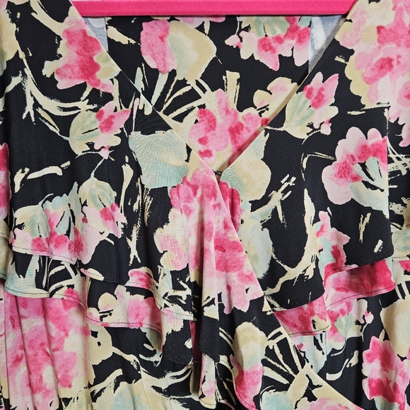 Lauren Ralph Lauren floral flutter sleeve blouse - Picture 9 of 15